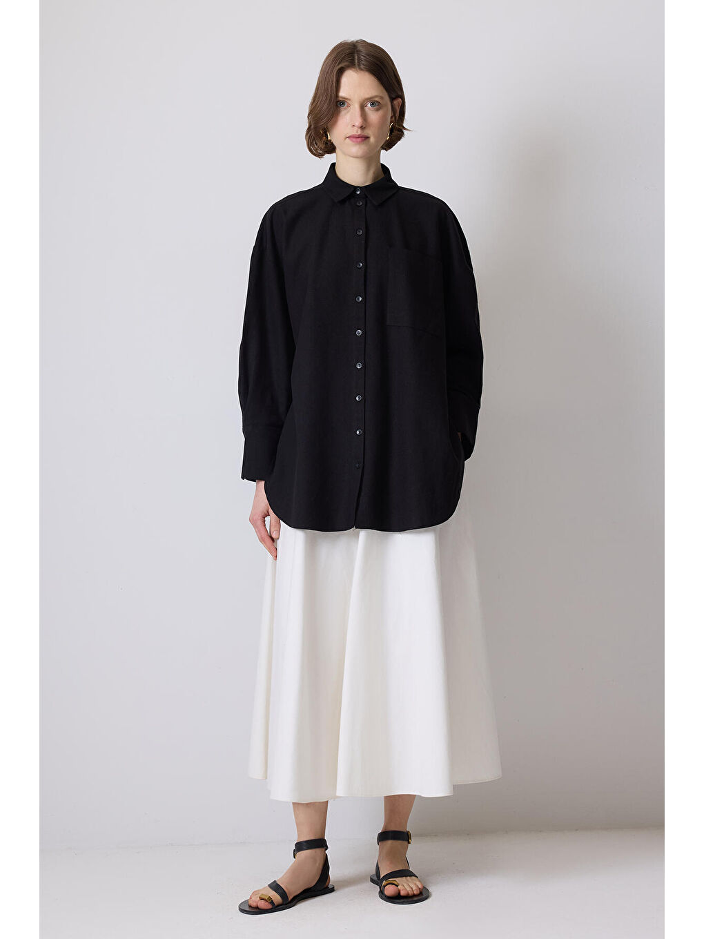 Siyah Relax Fit Keten Gömlek-1