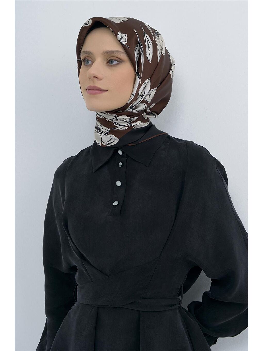 Kahverengi Saf İpek Sura Eşarp 9536D 40