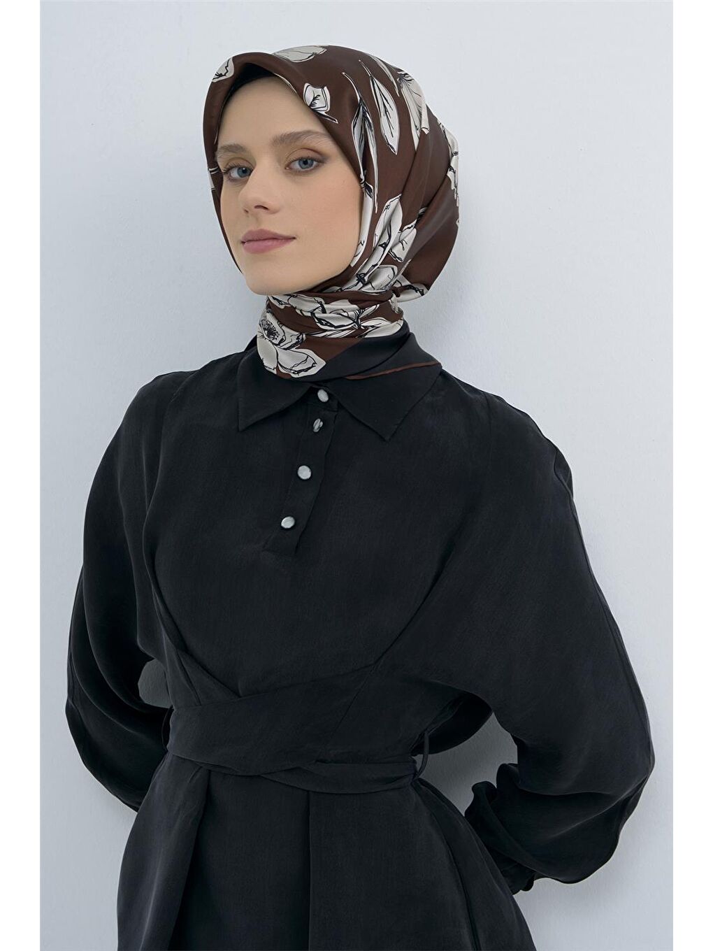 Kahverengi Saf İpek Sura Eşarp 9536D 40-1