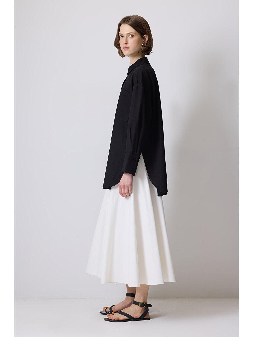 Siyah Relax Fit Keten Gömlek-2