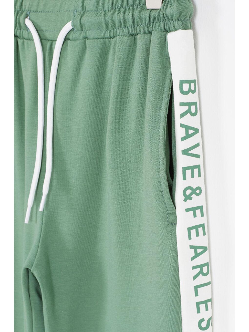 Yeşil Şerit Yazılı Payetli Kız Çocuk Eşofman Takımı 17133-3