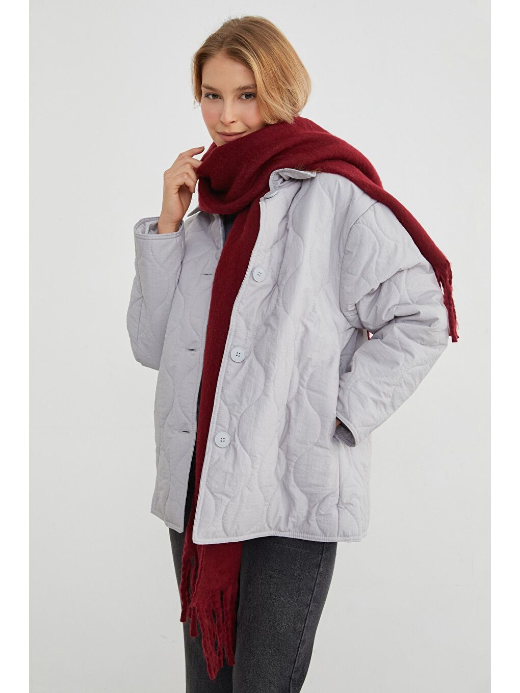 Gri Su Yolu Desenli Kapitone Oversize Düğmeli Mont-2