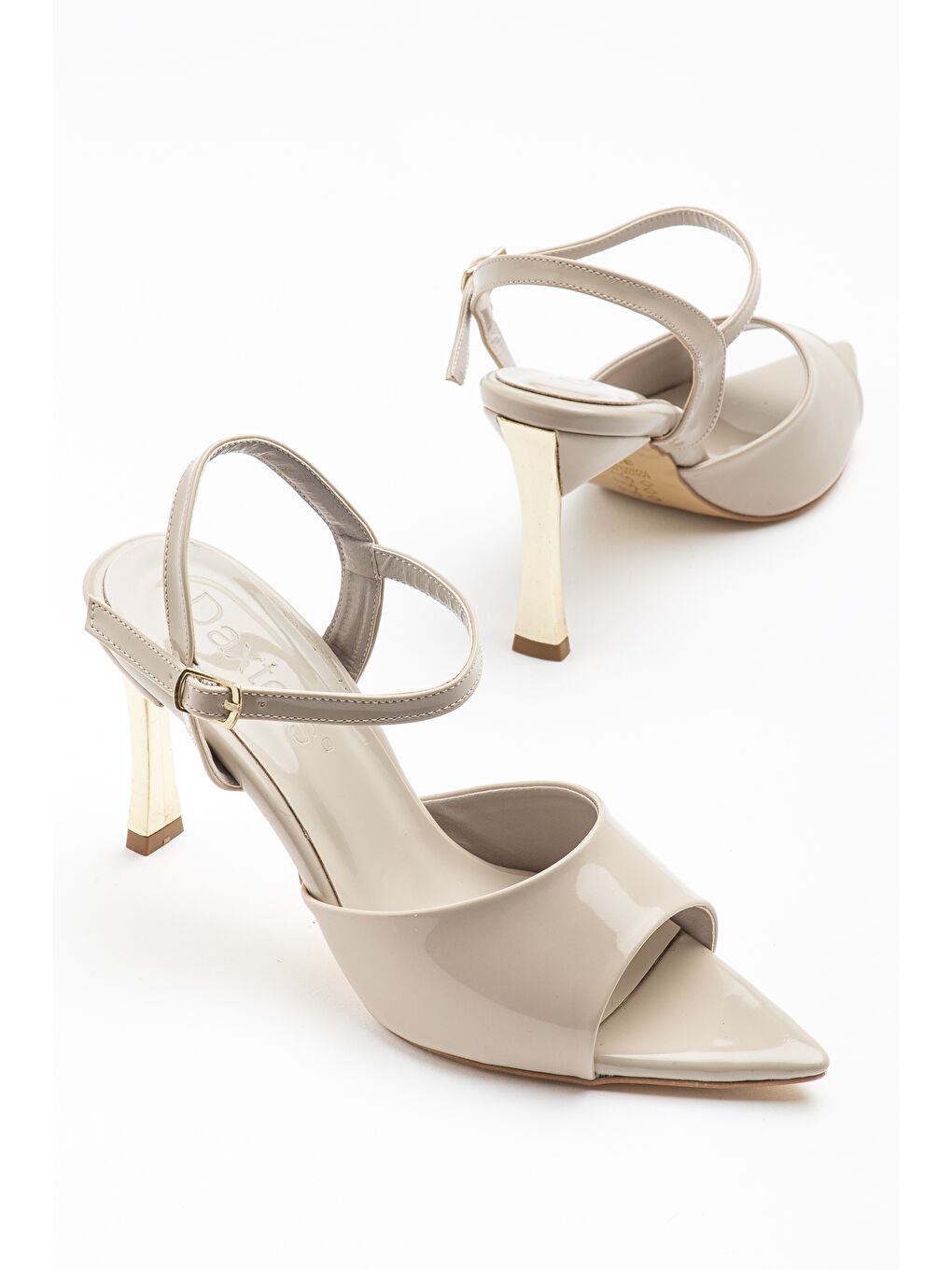 Bej D1325 Günlük Ortopedik Kadın Klasik Topuklu Ayakkabı-1