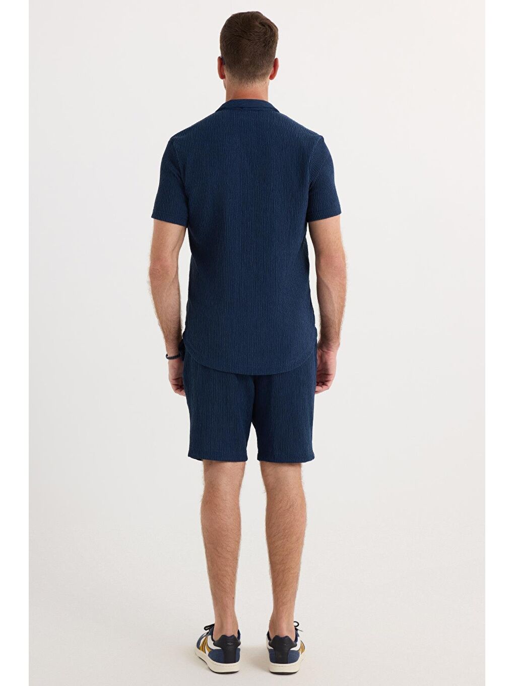 Lacivert Erkek Slim Fit Dar Kesim Apaş Yaka Beli Bağcıklı İndigo Gömlek Şort Takım-6