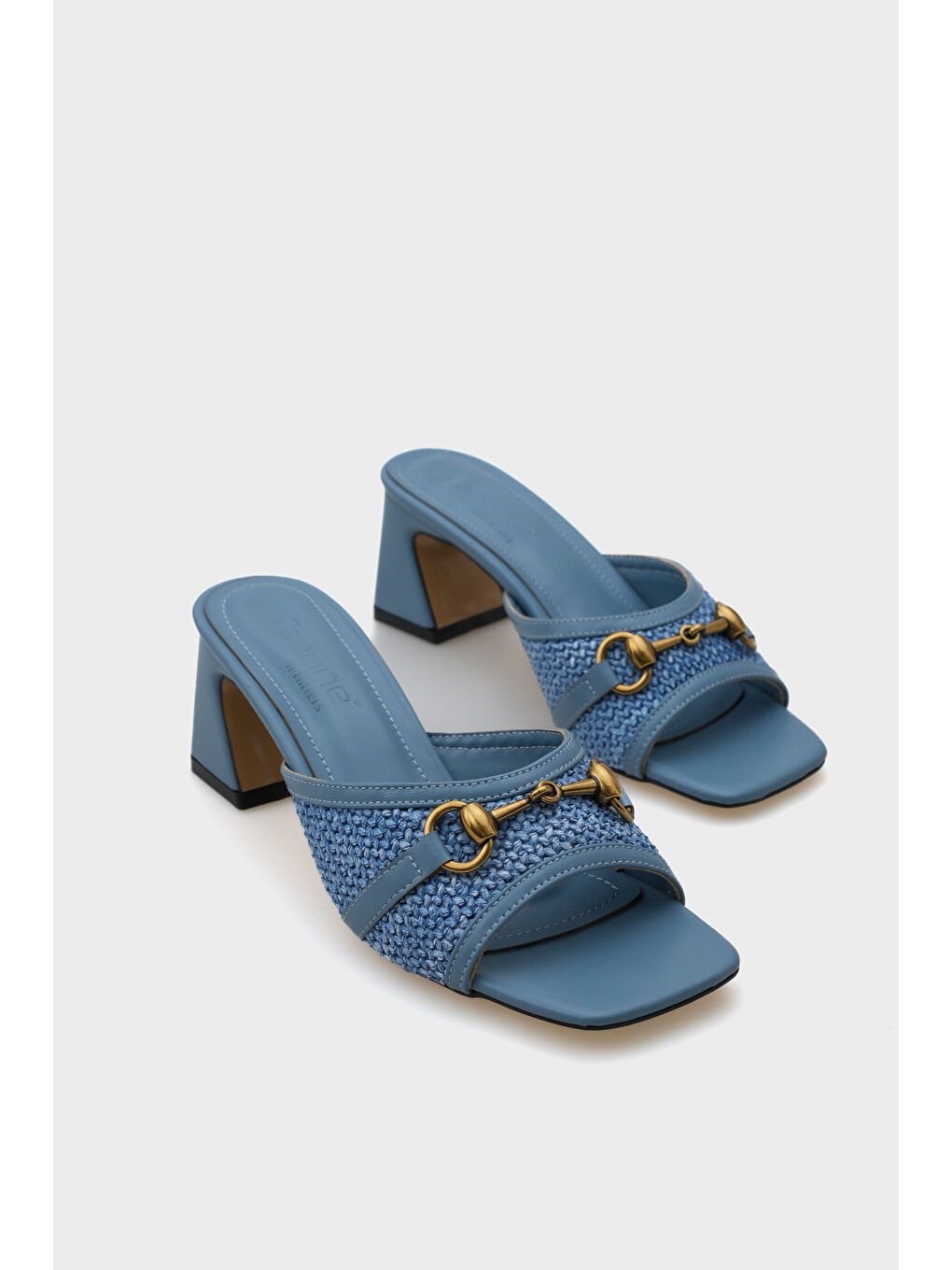 Mavi Natalie Hasır Orta Topuklu Ahşap Tokalı Kadın Terlik-1