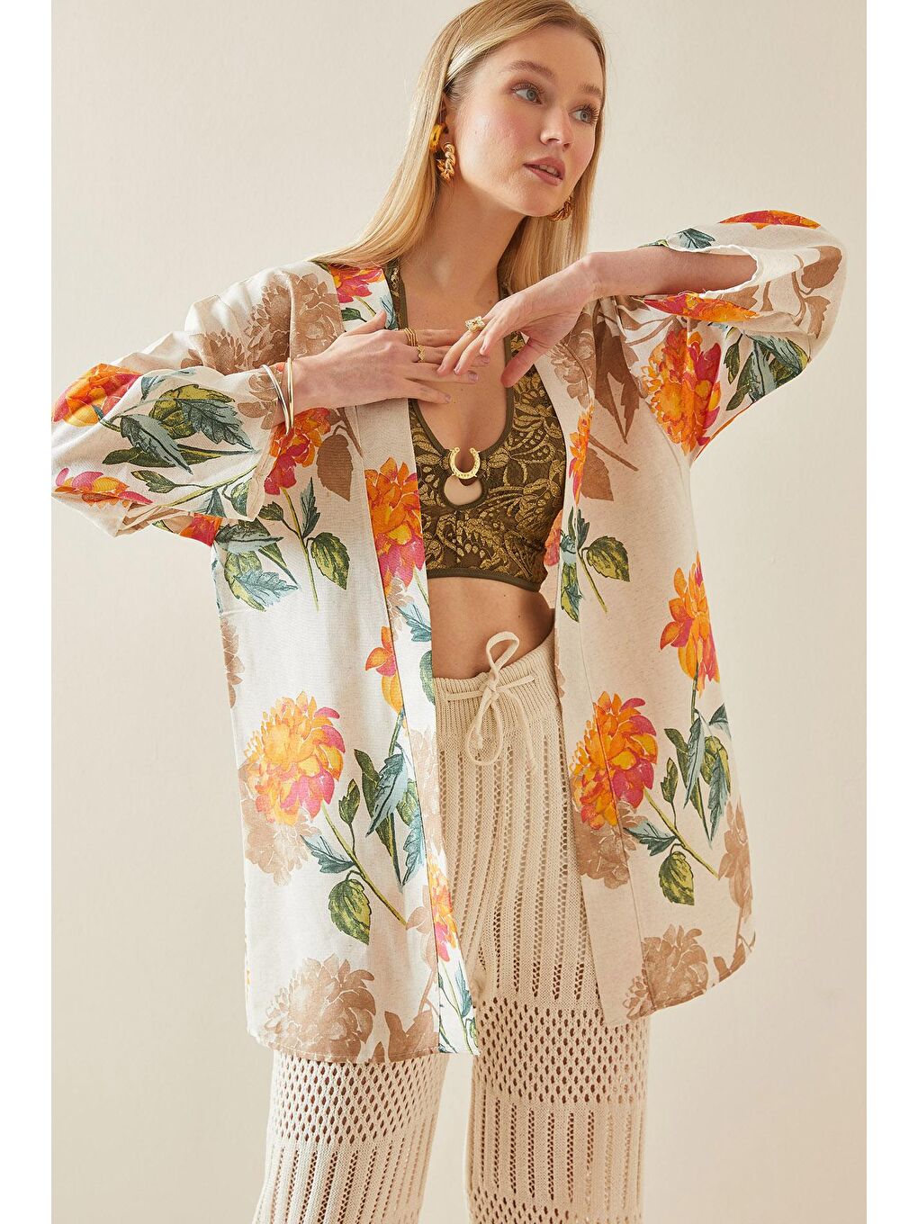 Turuncu Çiçek Desenli Oversize Kimono 5YXK4-48061-11-1