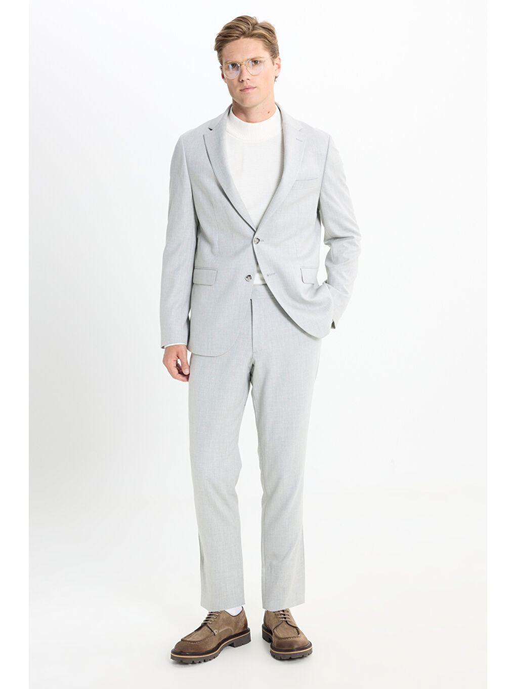 Erkek Açık Gri Slim Fit Mono Yaka Çizgili Kapak Cepli Takım Elbise-3