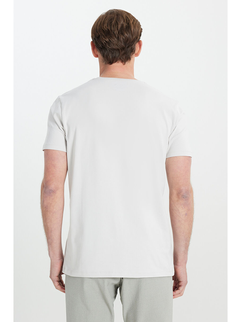 Erkek Açık Gri 360 Derece Her Yöne Esneyen Slim Fit Bisiklet Yaka Tişört-4