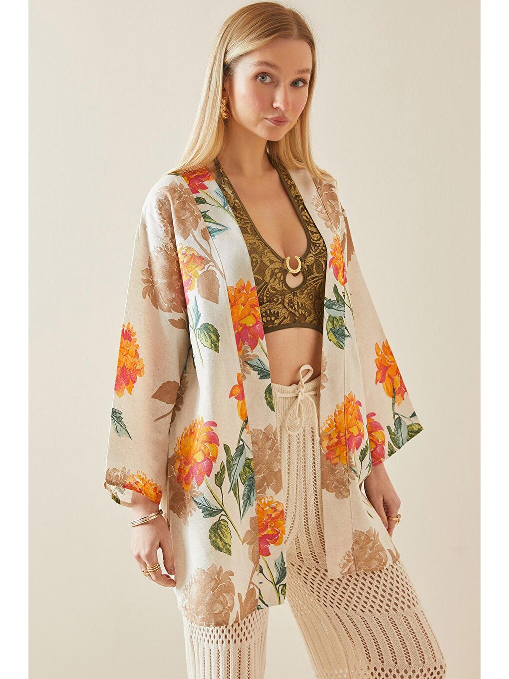 Turuncu Çiçek Desenli Oversize Kimono 5YXK4-48061-11-4