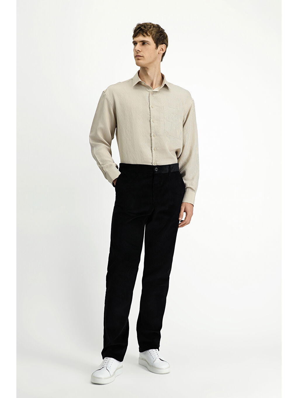 Siyah Relaxed Fit Rahat Kesim Elastanlı Kadife Pantolon-1