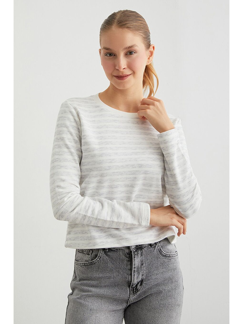 Gri 3 İplik Şardonsuz Çizgili Bisiklet Yaka Sweatshirt