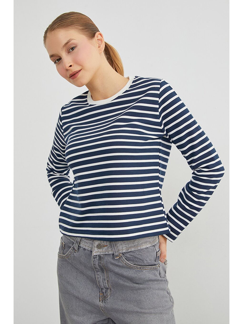 Lacivert 3 İplik Şardonsuz Çizgili Bisiklet Yaka Sweatshirt-1