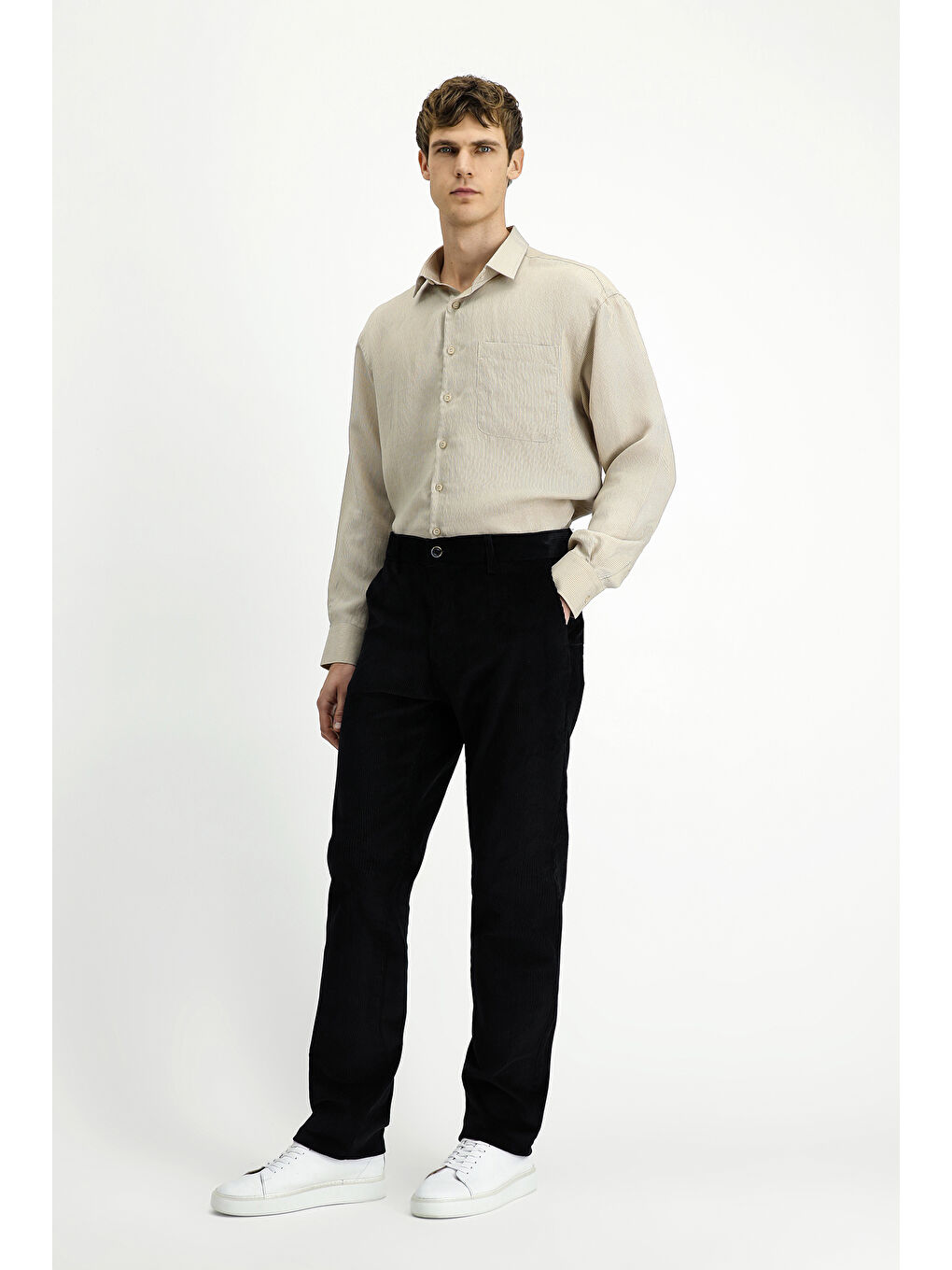 Siyah Relaxed Fit Rahat Kesim Elastanlı Kadife Pantolon-3