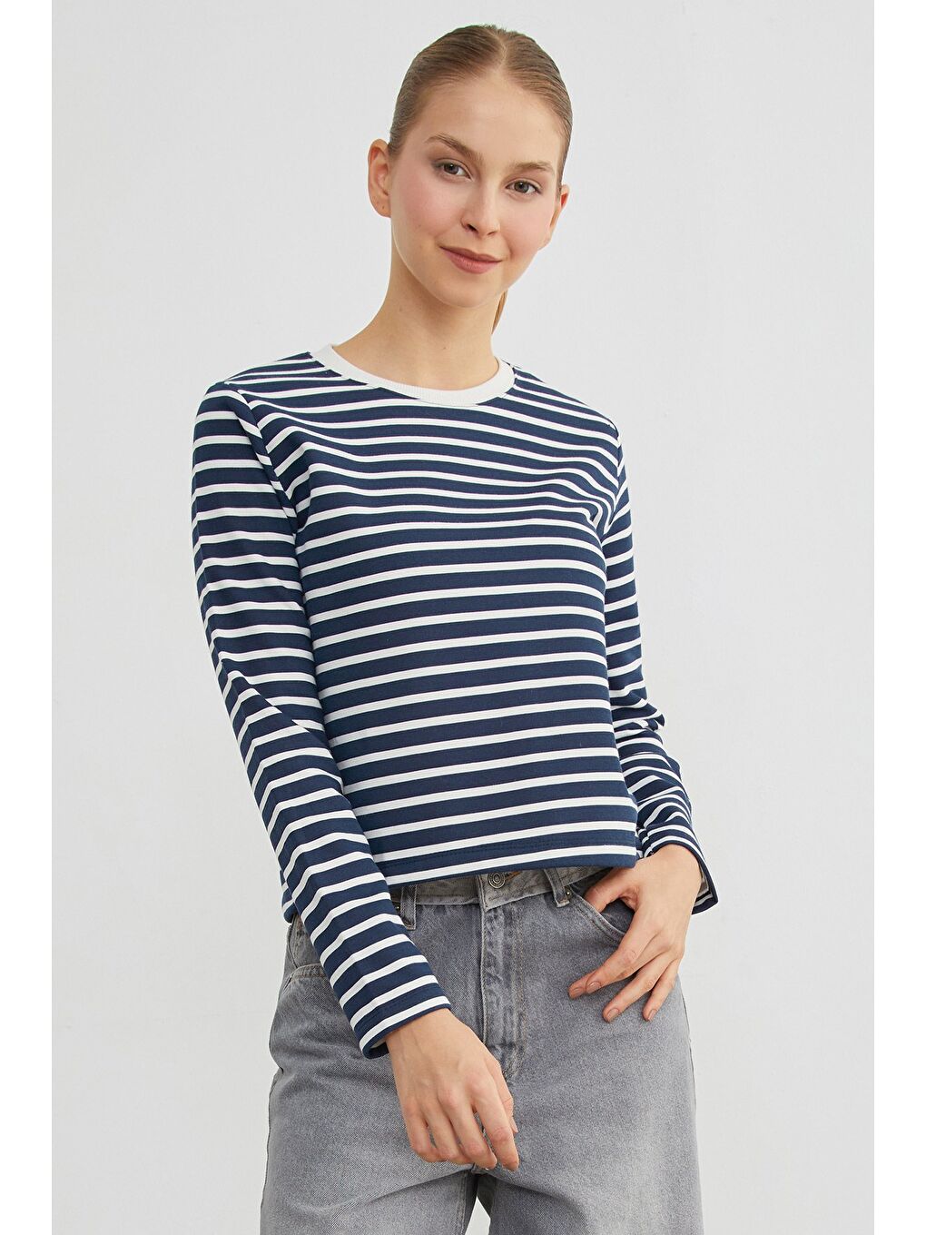 Lacivert 3 İplik Şardonsuz Çizgili Bisiklet Yaka Sweatshirt-3