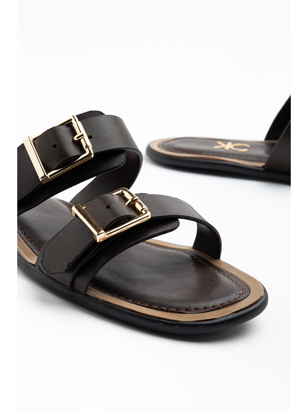 Kahverengi Z001 Çift Bantlı Ayarlanabilir Günlük Ortopedik Kadın Terlik-1