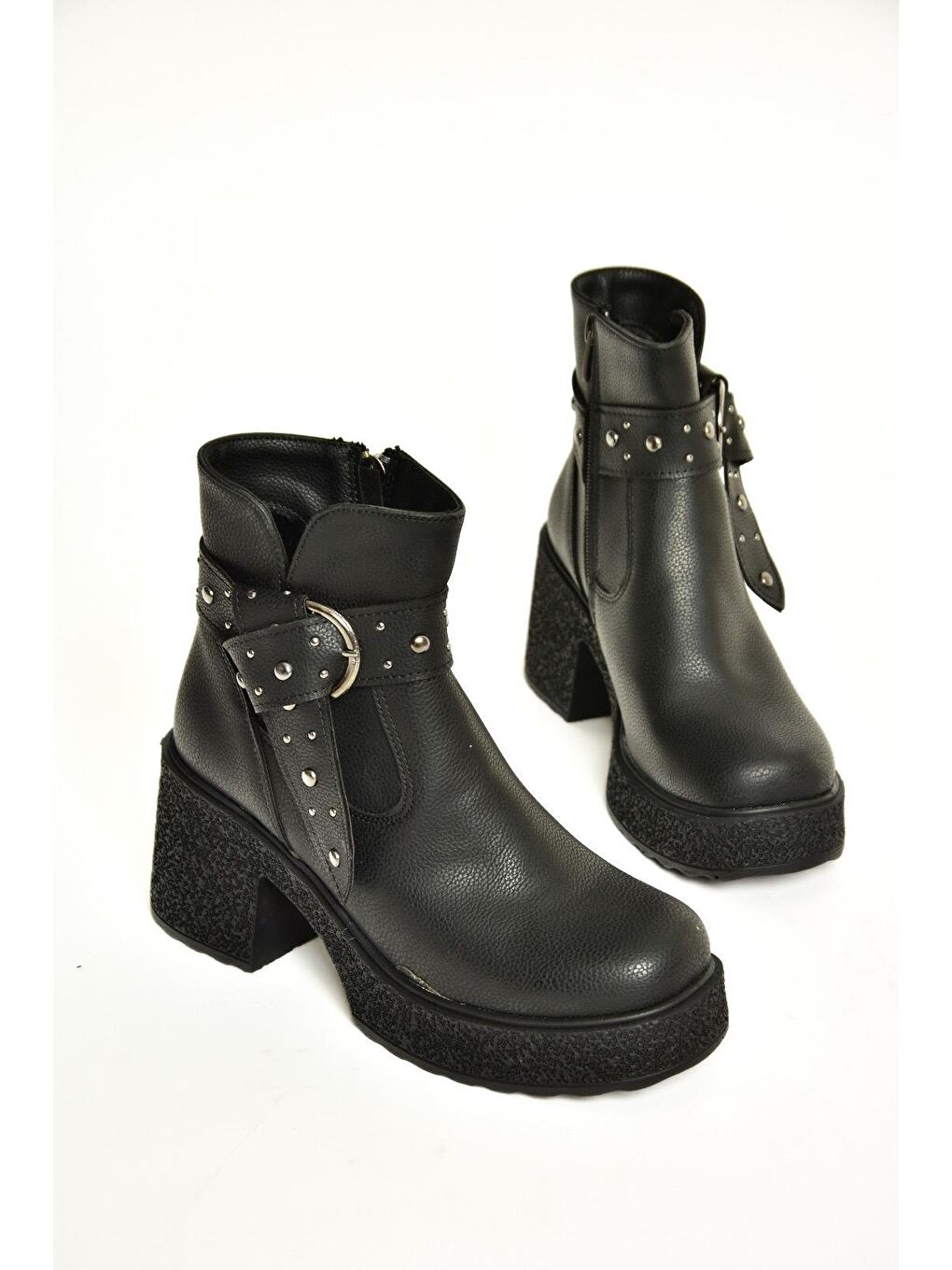 T9962278 Siyah Kadın Bot-1