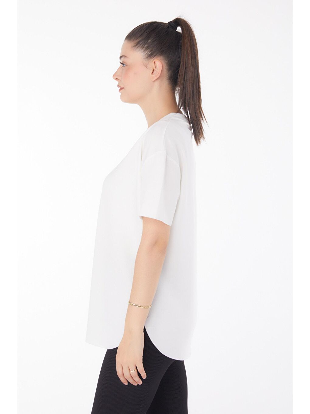 Orta Kadın Beyaz V Yaka Kısa Kollu Tişört - 25845-2