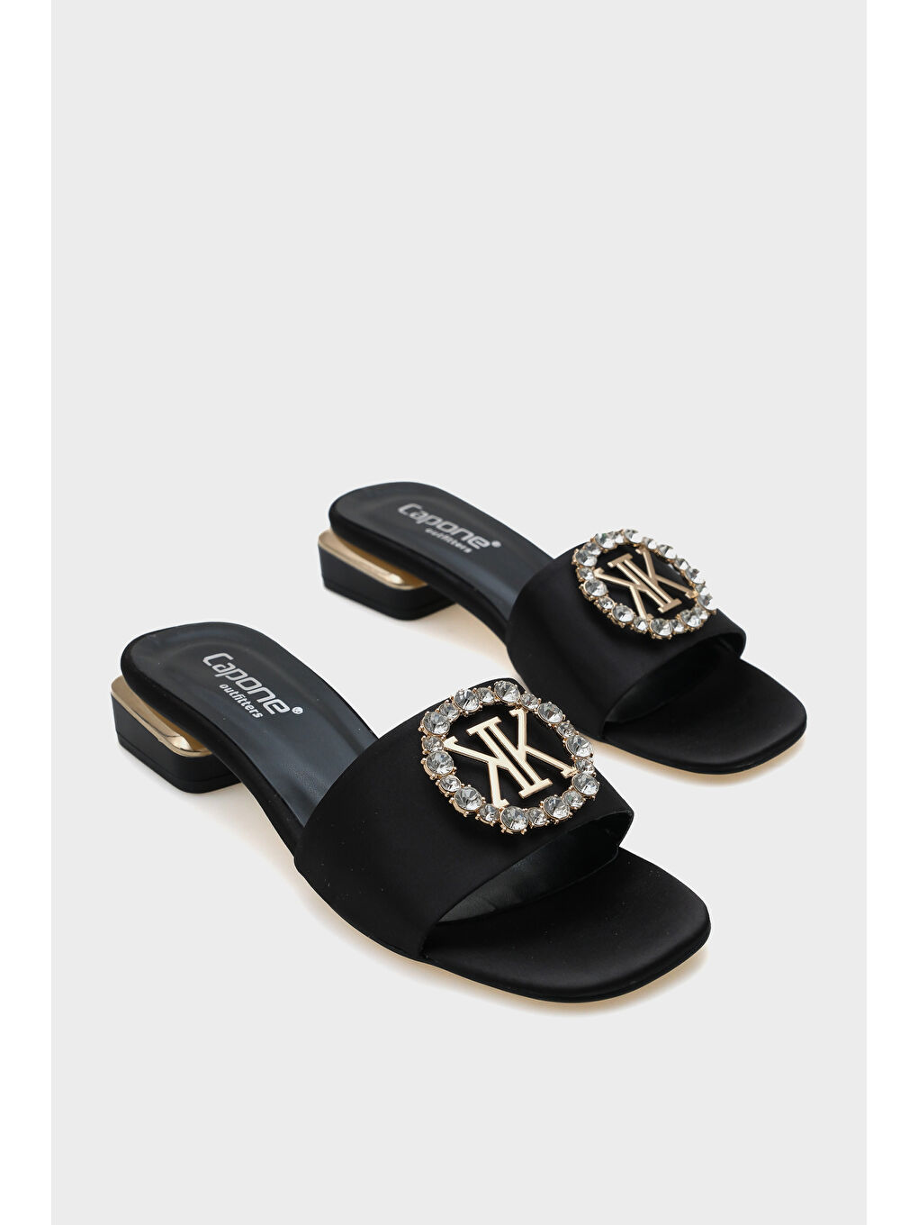 Siyah Malka Yuvarlak Küt Burunlu Taşlı Tokalı Kadın Kısa Topuklu Terlik-1