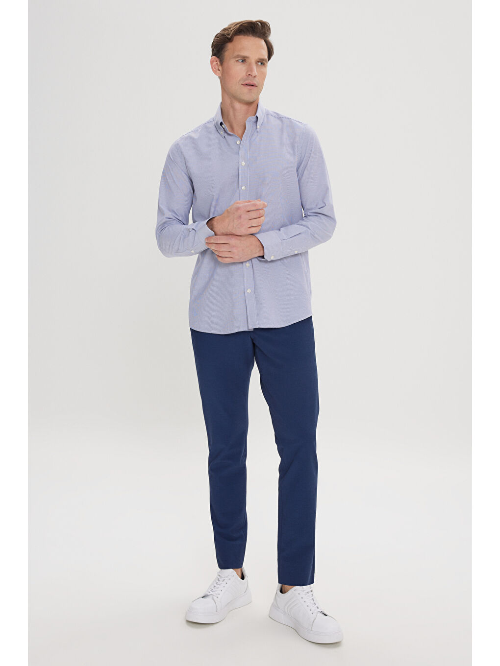 Erkek Beyaz-Mavi Slim Fit Dar Kesim Düğmeli Yaka Çizgili Gömlek-1