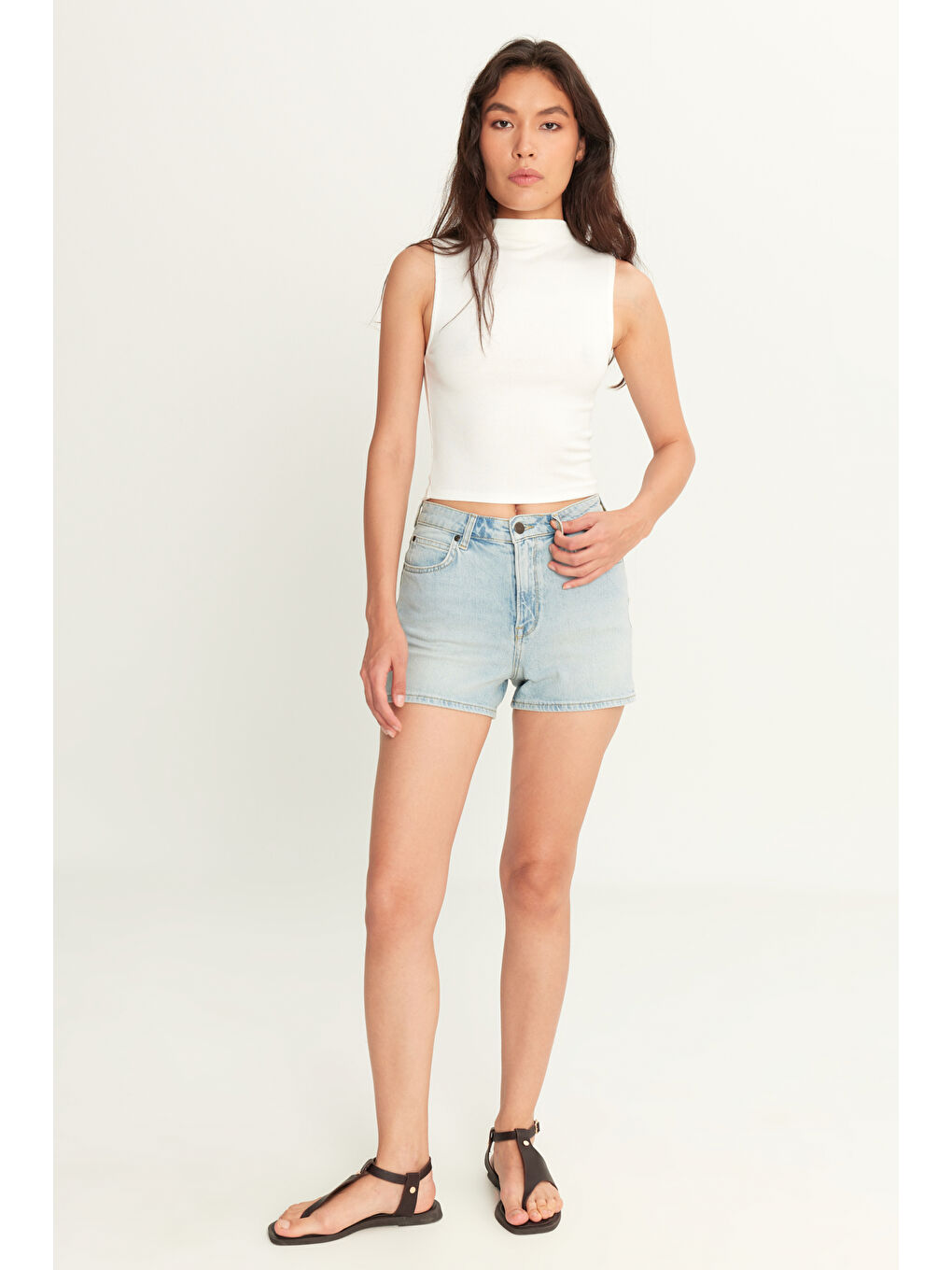 Mavi Carol Straight Fit Düz Kesim Yüksek Bel Bol Paça Esnek Jean Jean Şort