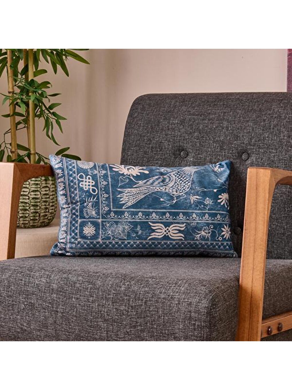 Soft Barok Kuş Desenli Kırlent - Lacivert - 30x50 cm