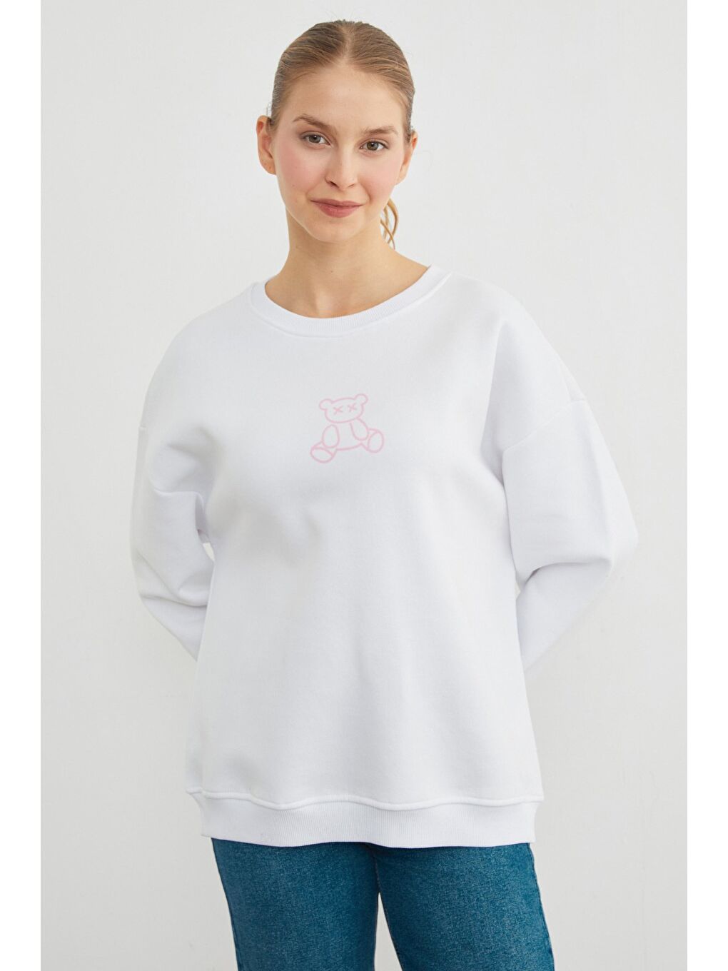 Beyaz 3 İplik Ayıcık Baskılı Bisiklet Yaka Sweatshirt