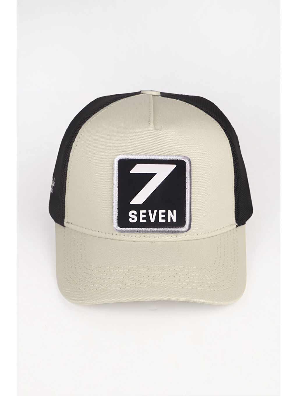 7 Numara Logolu Bej-Siyah Trucker Şapka-2