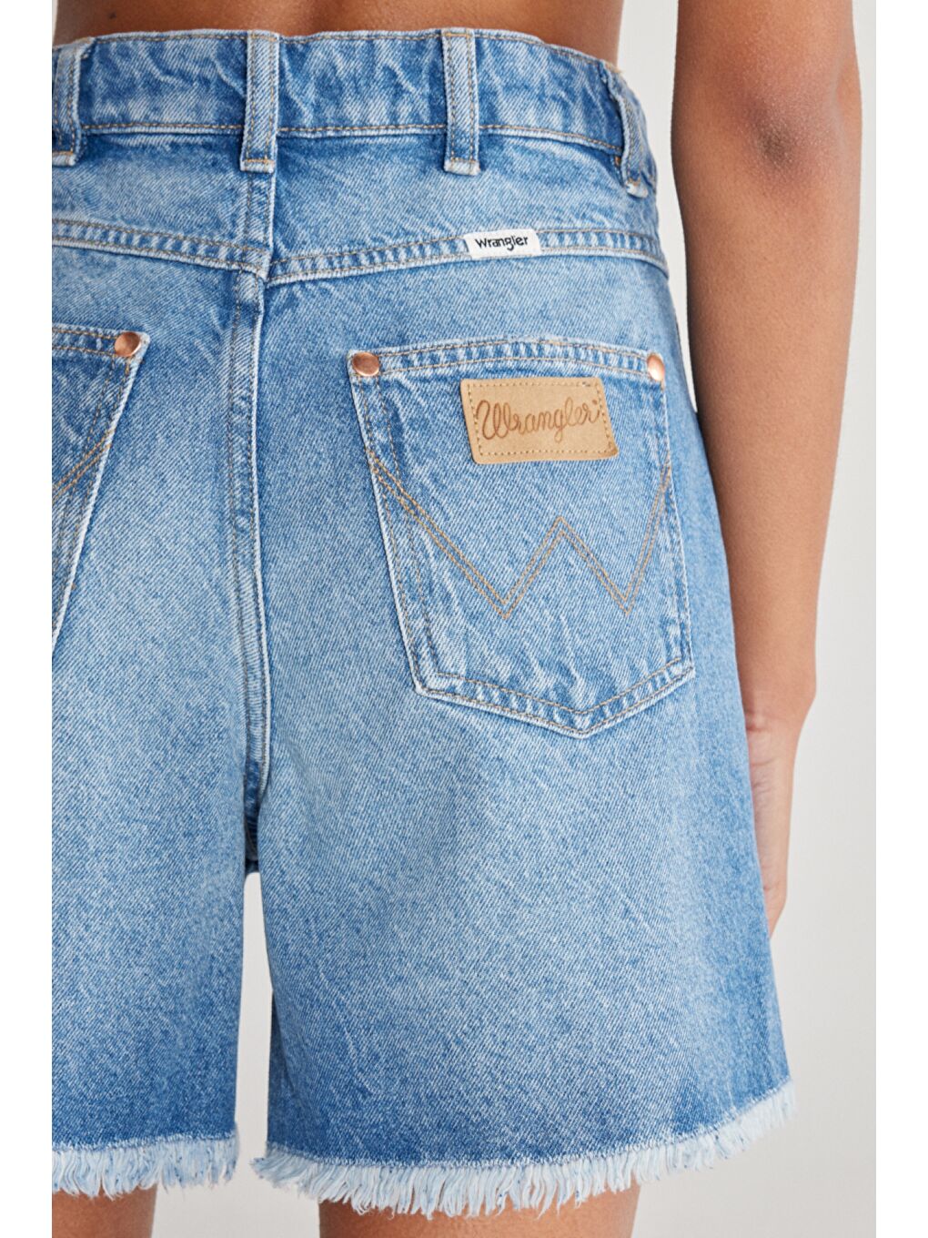 Donna Regular Fit Normal Kesim %100 Pamuk Açık Mavi Jean Jean Şort-6