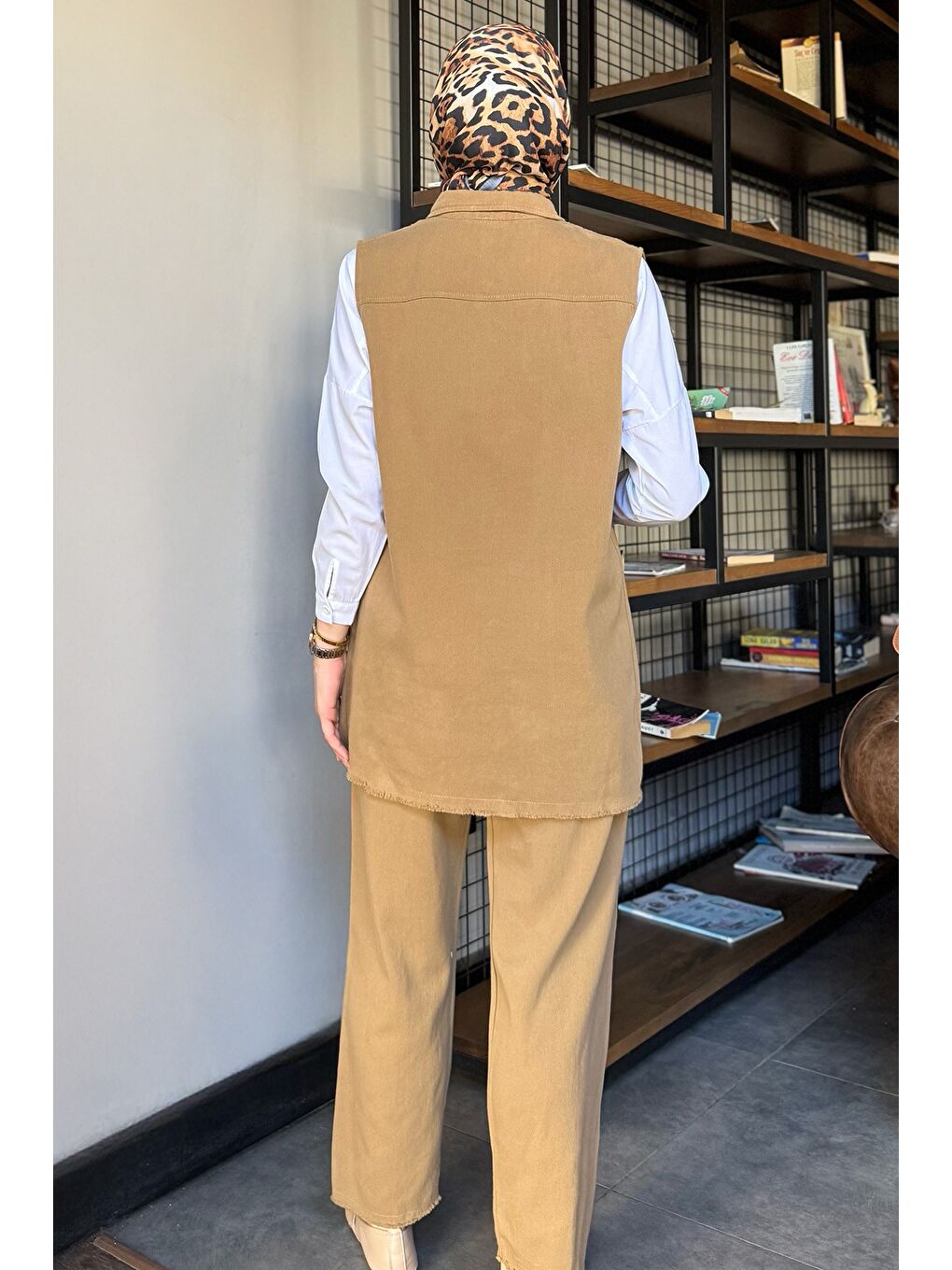 Ekru Tesettür Gabardin Yelek Pantolon İkili Takım-7