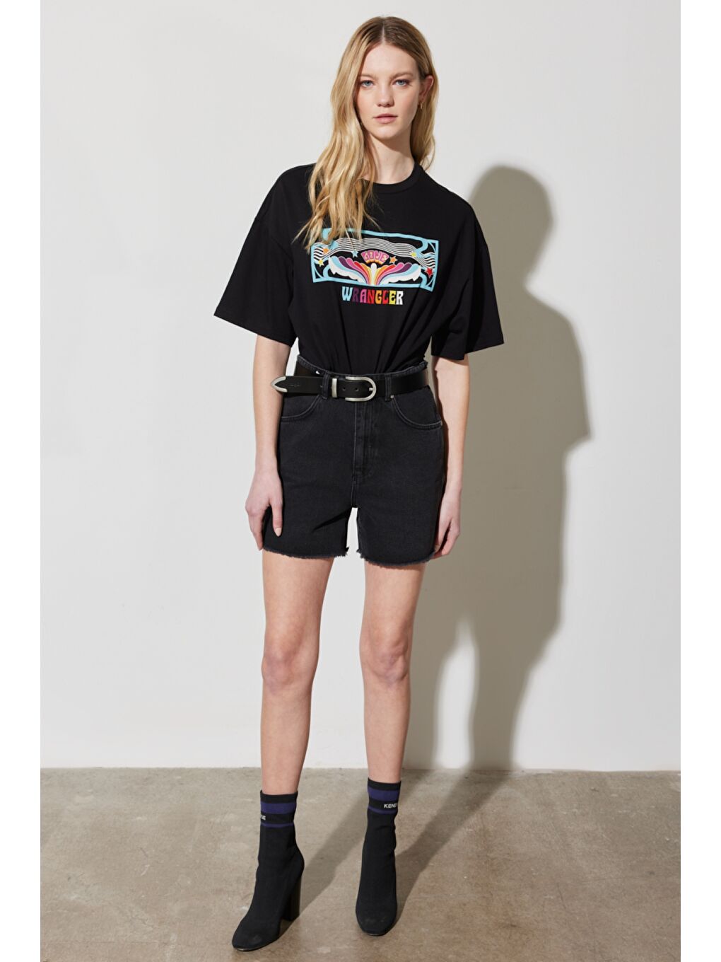 Donna Regular Fit Normal Kesim %100 Pamuk Siyah Jean Jean Şort-1