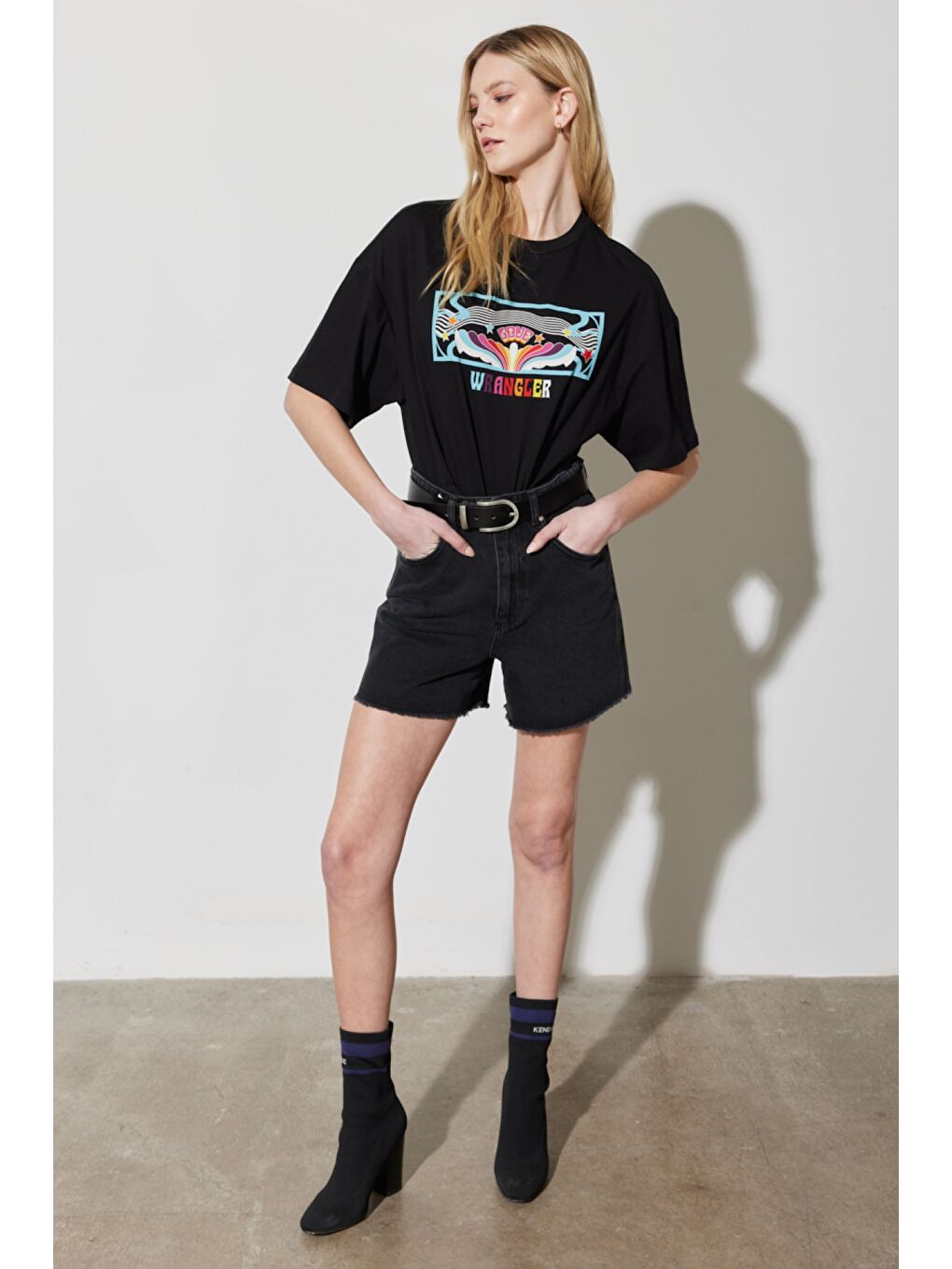 Donna Regular Fit Normal Kesim %100 Pamuk Siyah Jean Jean Şort-2