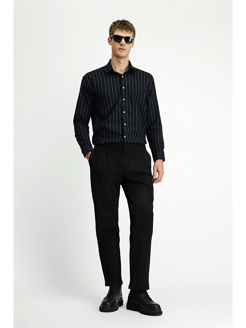 Siyah Straight Wide Fit Pileli Elastanlı Kanvas / Chino Pantolon