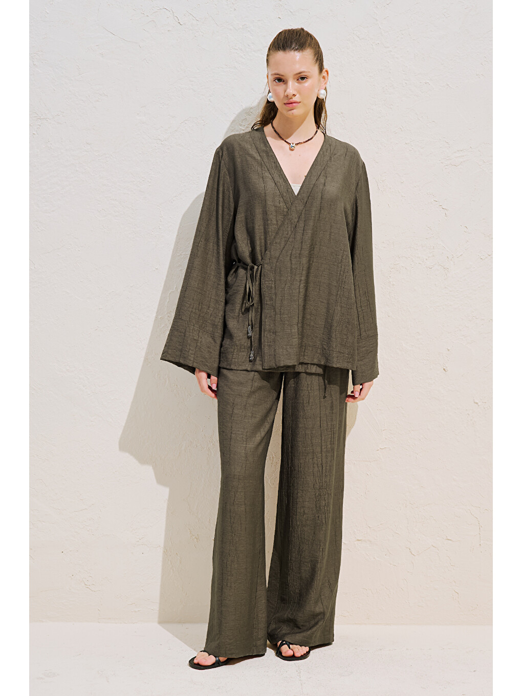 Bej Dokulu Bağlamalı Kimono Bluz Vizon-5