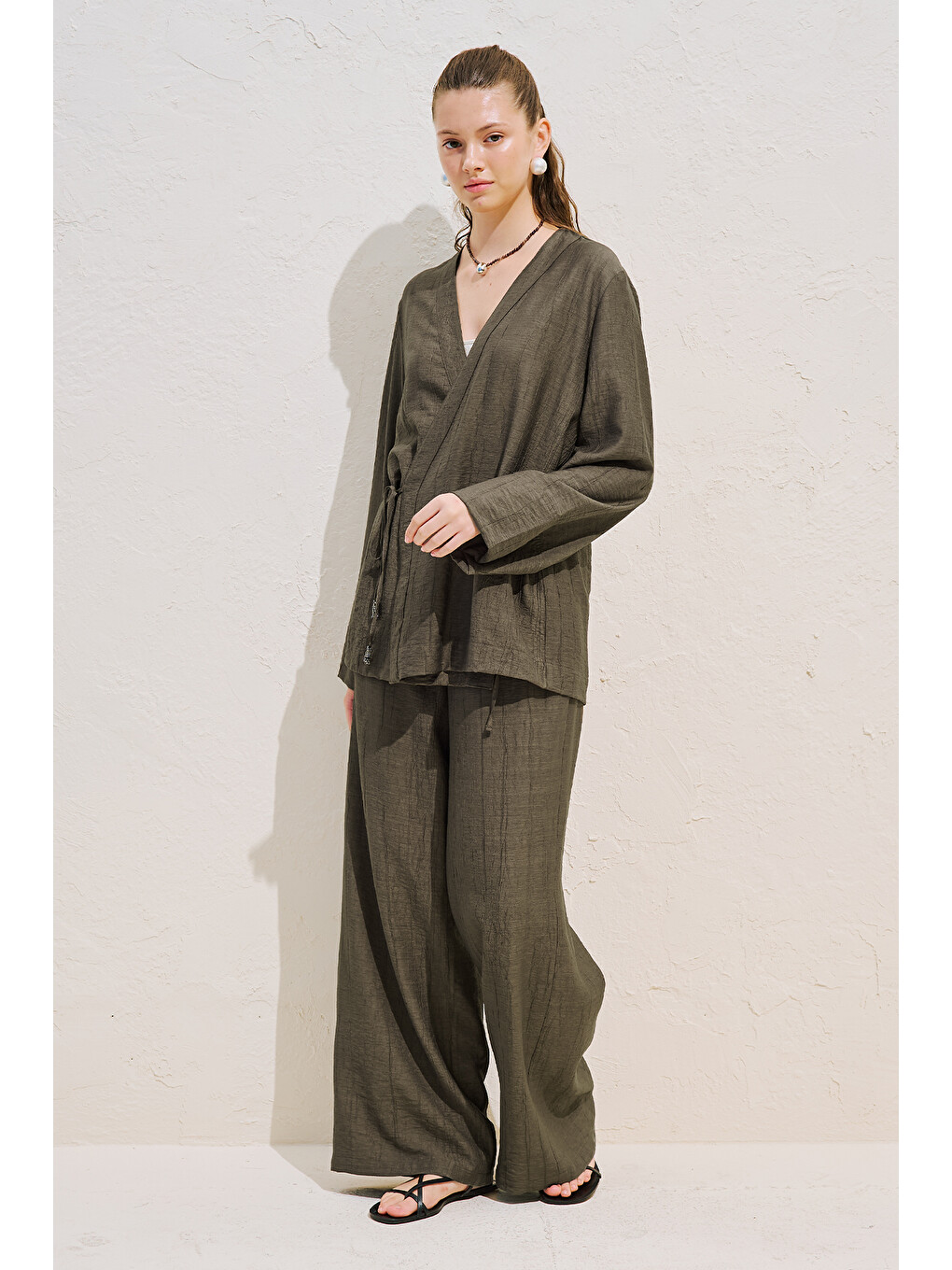 Bej Dokulu Bağlamalı Kimono Bluz Vizon-6
