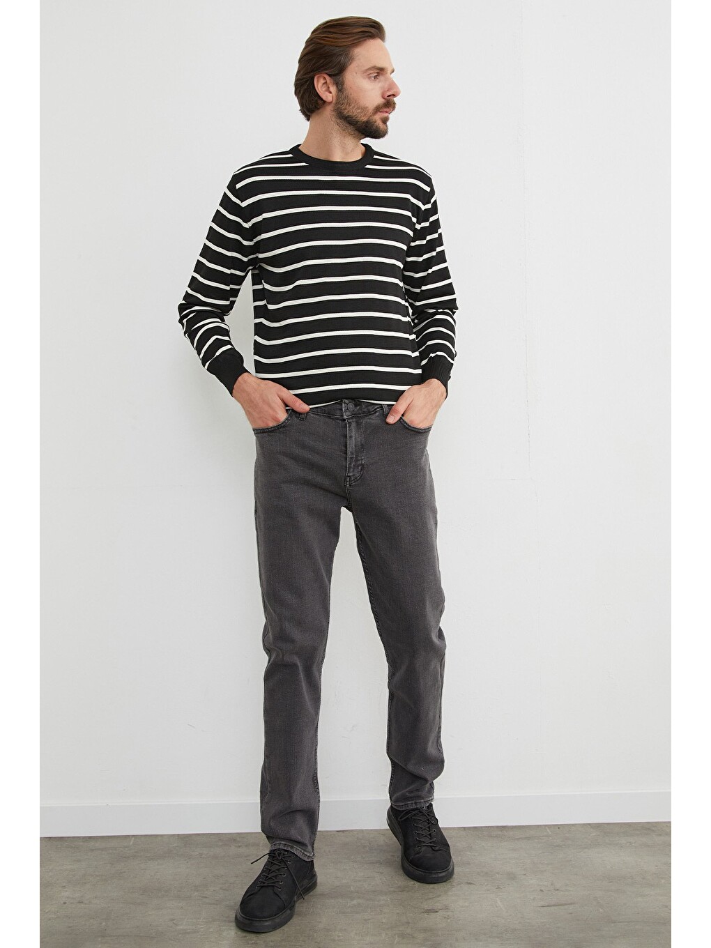 Gri Fermuarlı Straight Jean Pantolon-2