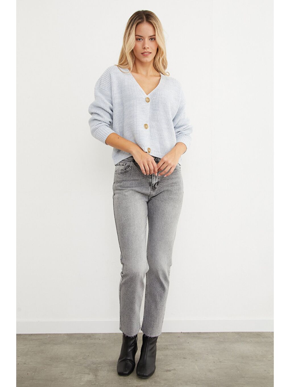 Mavi Düğmeli V Yaka Triko Hırka-3