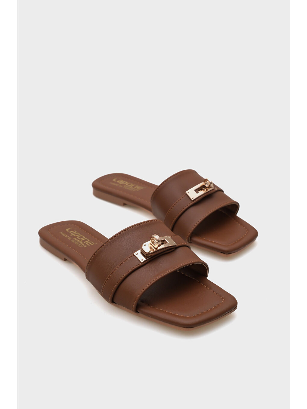 Kahverengi Kim Kadın Terlik-1