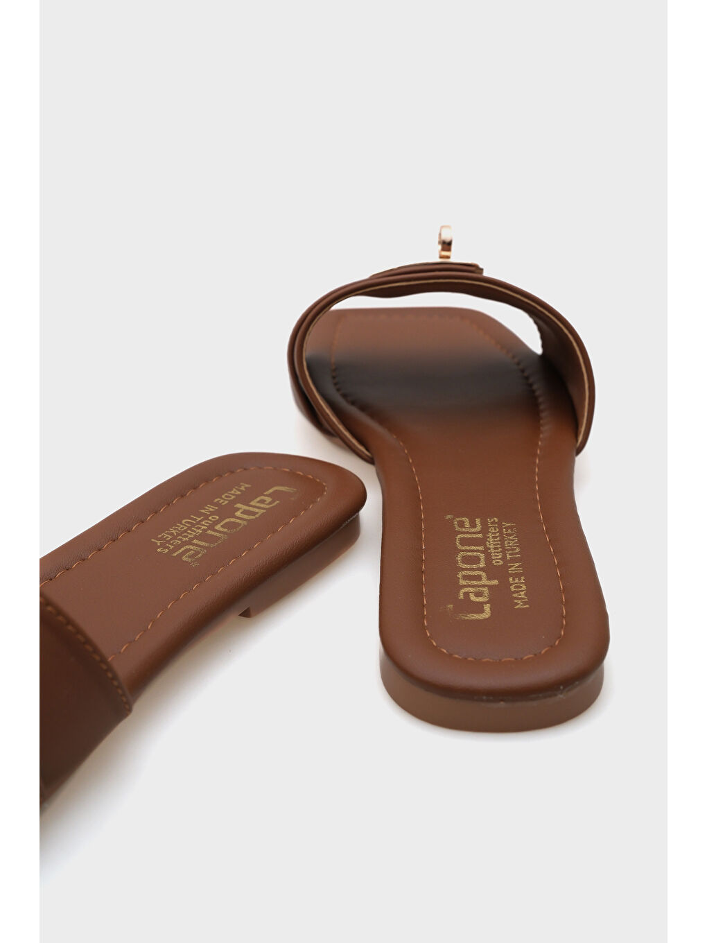 Kahverengi Kim Kadın Terlik-3