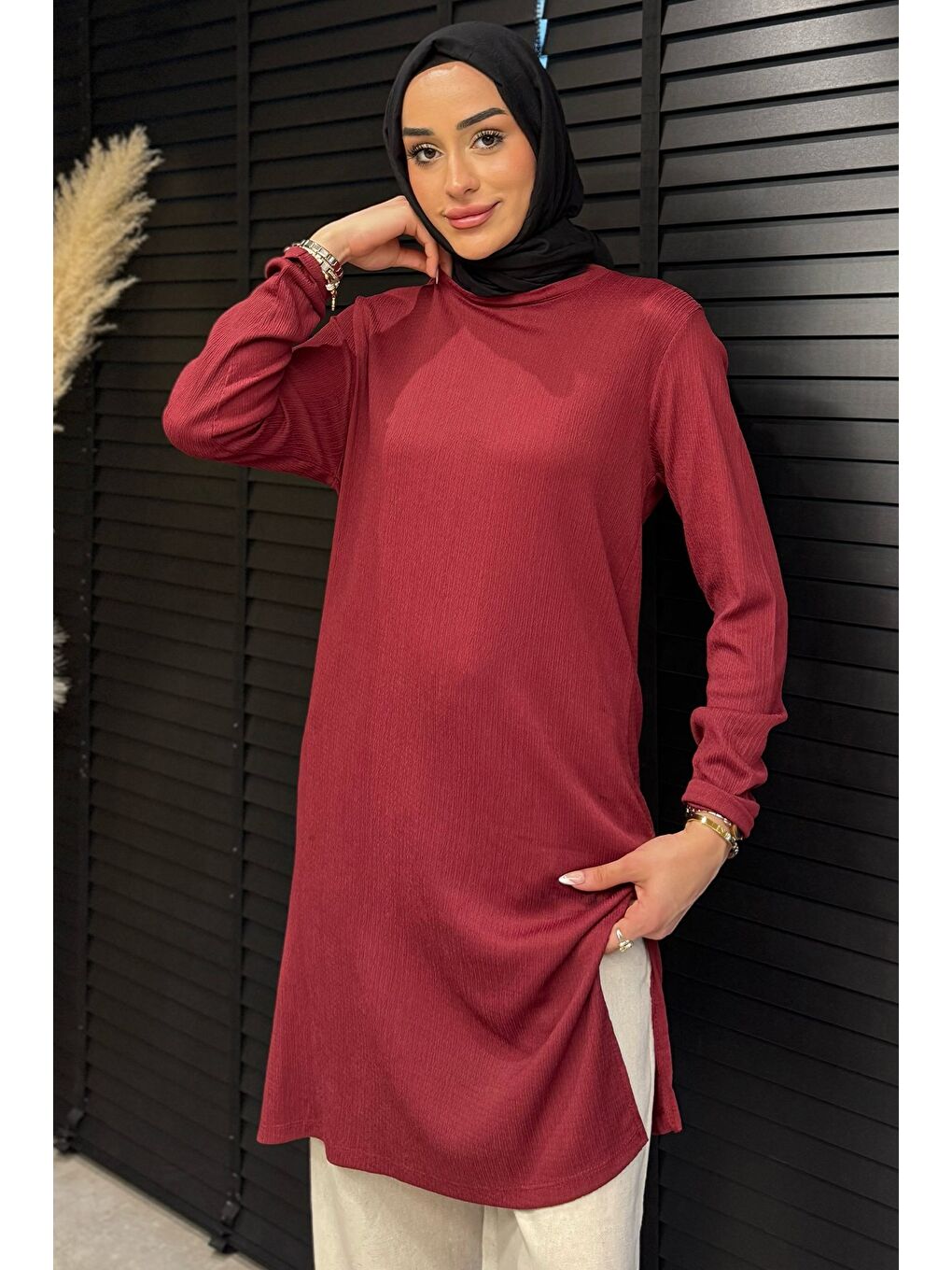 Bordo Kadın Bisiklet Yaka Yan Yırtmaç Detaylı Tesettür Tunik