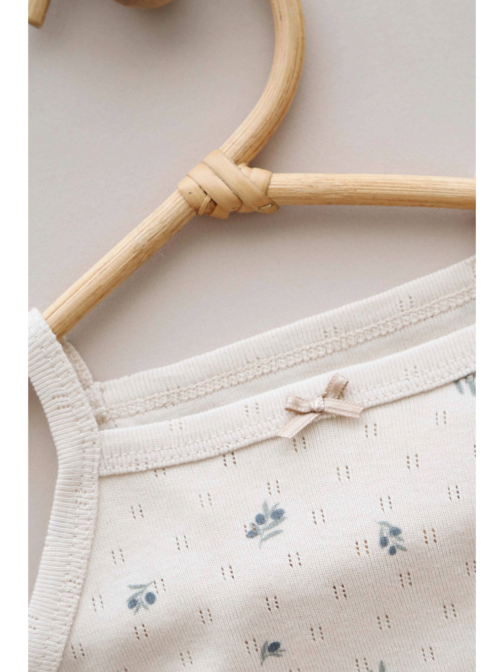 Yeşil Zeytin Baskılı İp Askılı Bebek Body-1