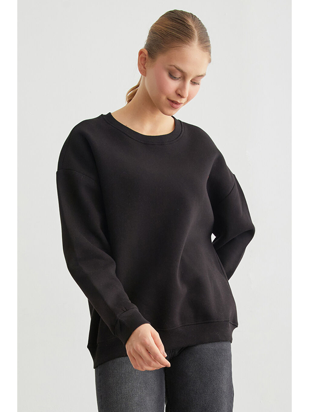 Siyah 3 İplik Kalp Baskılı Bisiklet Yaka Sweatshirt-3