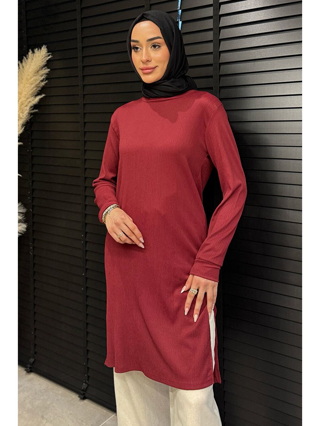 Bordo Kadın Bisiklet Yaka Yan Yırtmaç Detaylı Tesettür Tunik-3