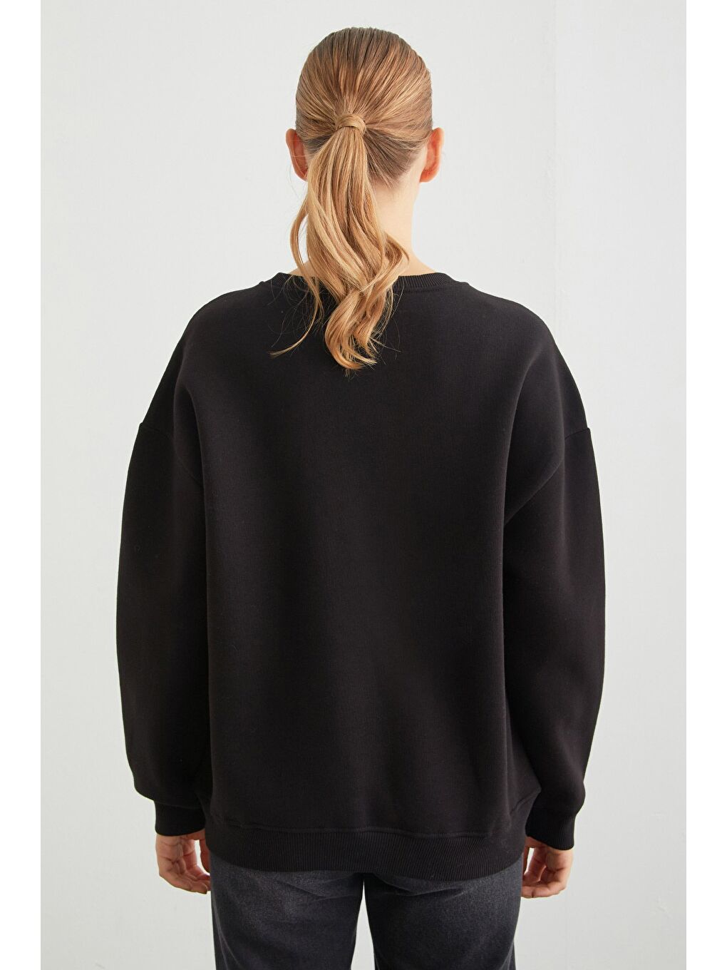 Siyah 3 İplik Kalp Baskılı Bisiklet Yaka Sweatshirt-4