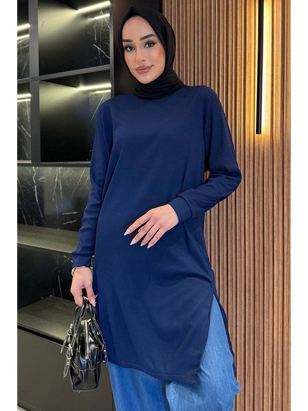 Lacivert Kadın Bisiklet Yaka Yan Yırtmaç Detaylı Tesettür Tunik-2