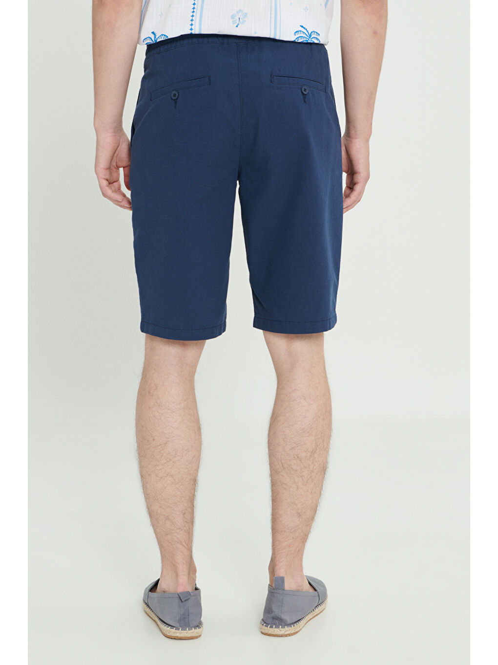 Erkek Lacivert Comfort Fit Rahat Kesim Yan Cepli Keten Şort-5