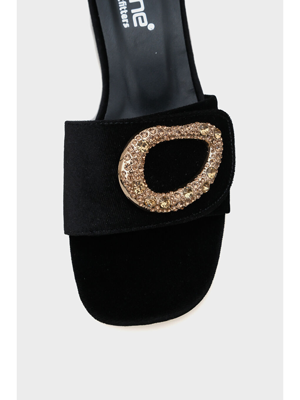 Siyah Malva Yuvarlak Küt Burunlu Taşlı Tokalı Kadın Kısa Topuklu Terlik-2