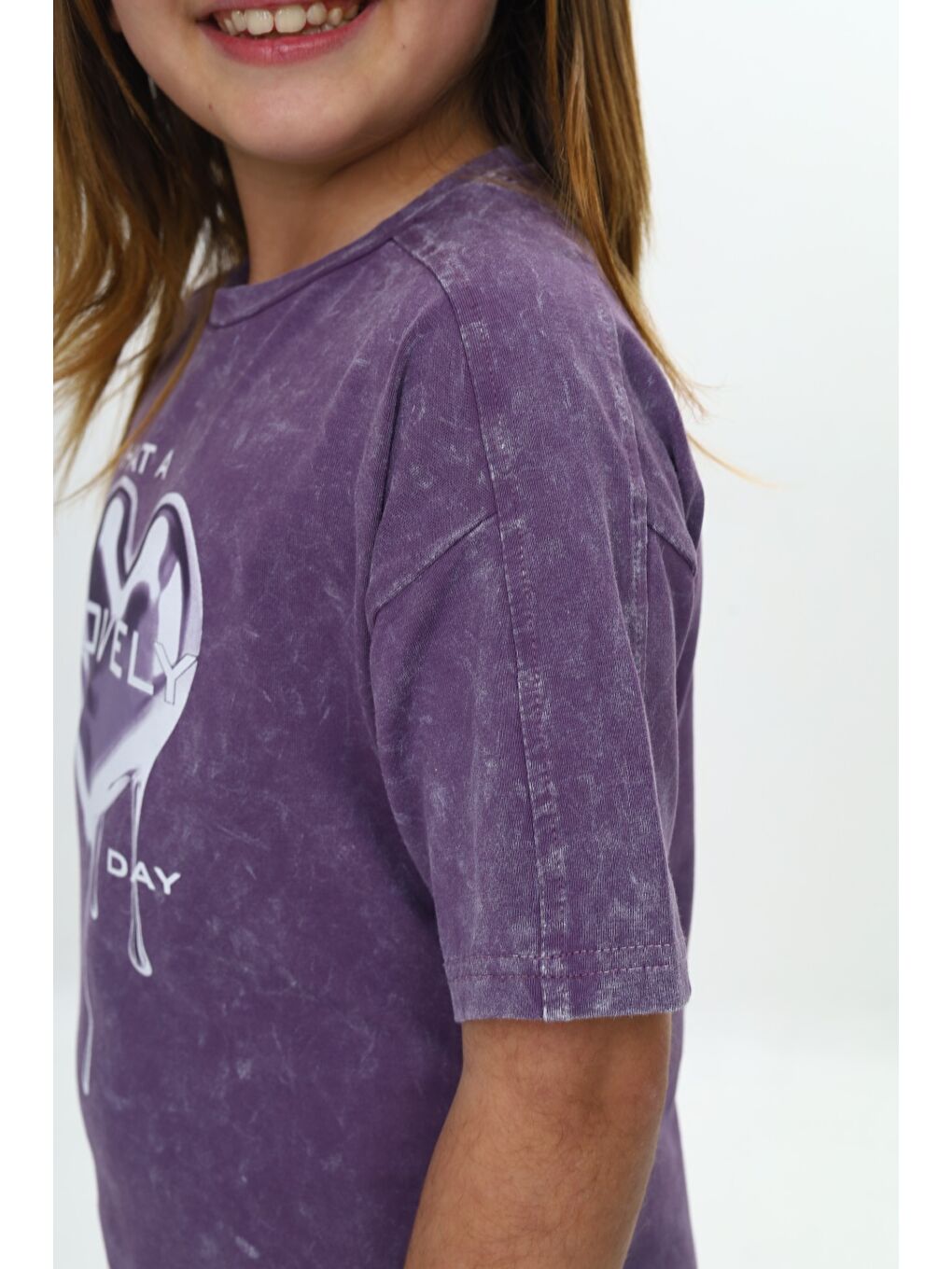 Mor Kız Çocuk Yıkamalı Kalp Baskılı Tişört-4
