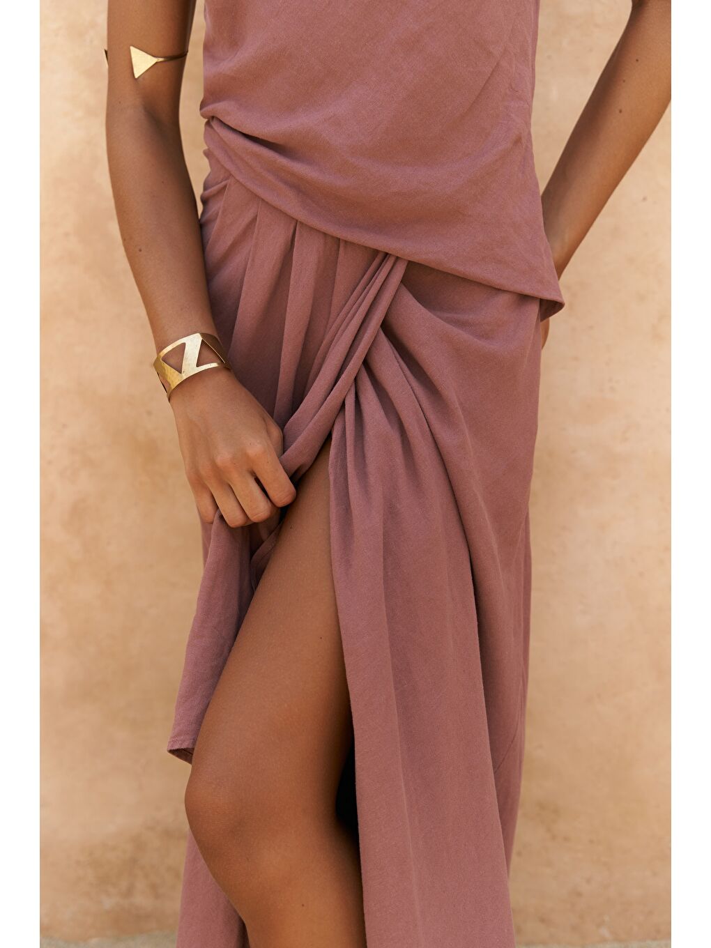 Zimbabue Uzun Açık Bordo Keten Elbise-7