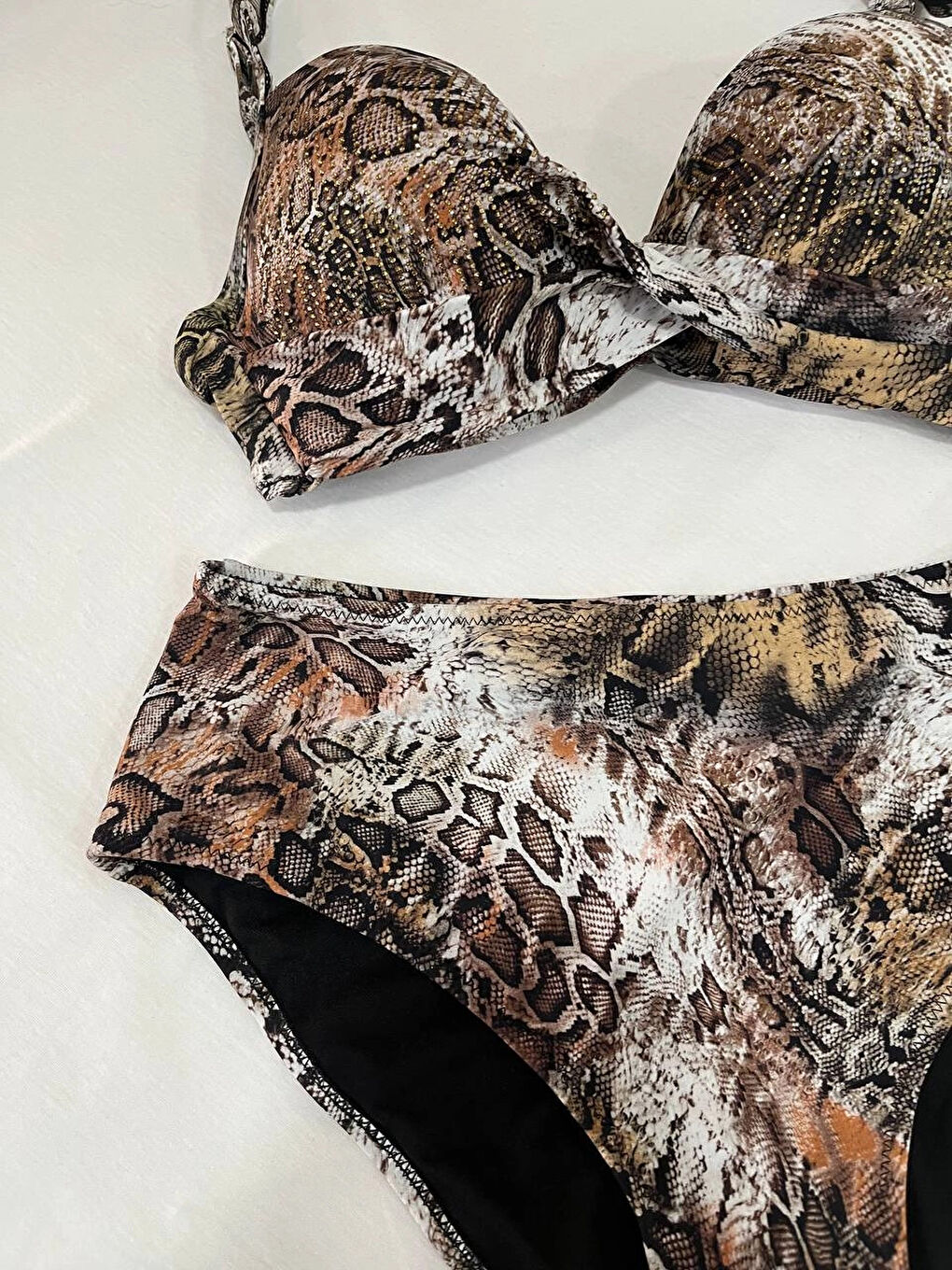 Kadın Kahverengi Leopar Desenli Astarlı Büyük Beden Bikini Takımı HZL25S-LC25006-2