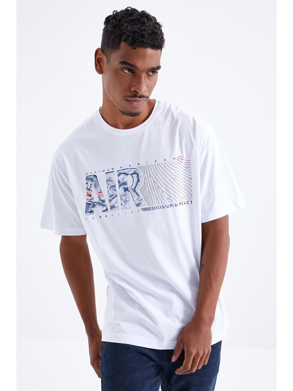 TOMMYLIFE Beyaz Air Baskılı O Yaka Erkek Oversize T-Shirt  - 88097 - 4